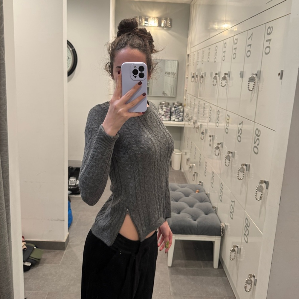 NWT American Eagle Outfitters Charcoal Cable Knit Sweater